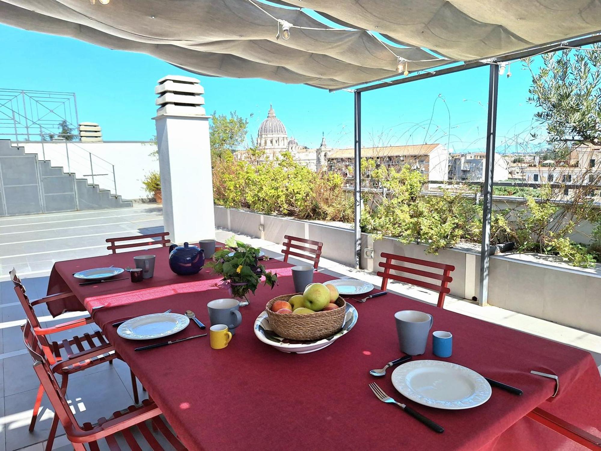Delmirani's Book - Vatican View Apartment Rom